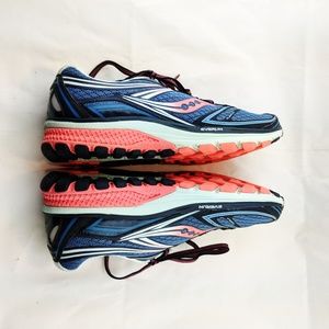 Saucony Guide 9 Size 9 Blue and Coral BX43